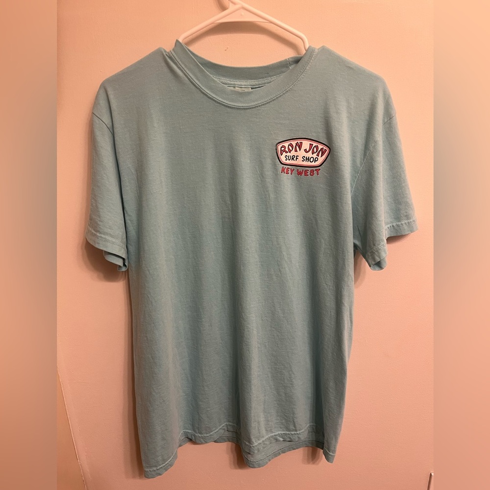Great condition never worn Ron Jon surf shop shirt from key west Size:Medium
